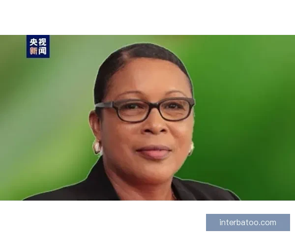 女裁执法南非捷克首位历史第二人